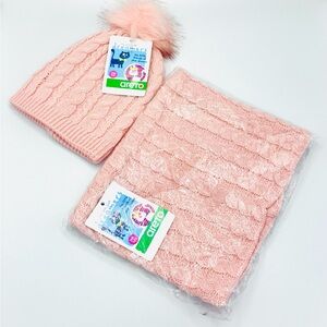 Areto Kids Soft Pink Knit Beanie and Tube Scarf Set (size small/medium)